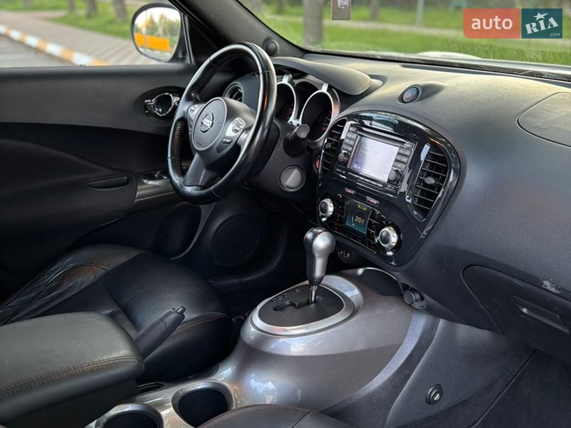 Позашляховик / Кросовер Nissan Juke 2011 в Києві