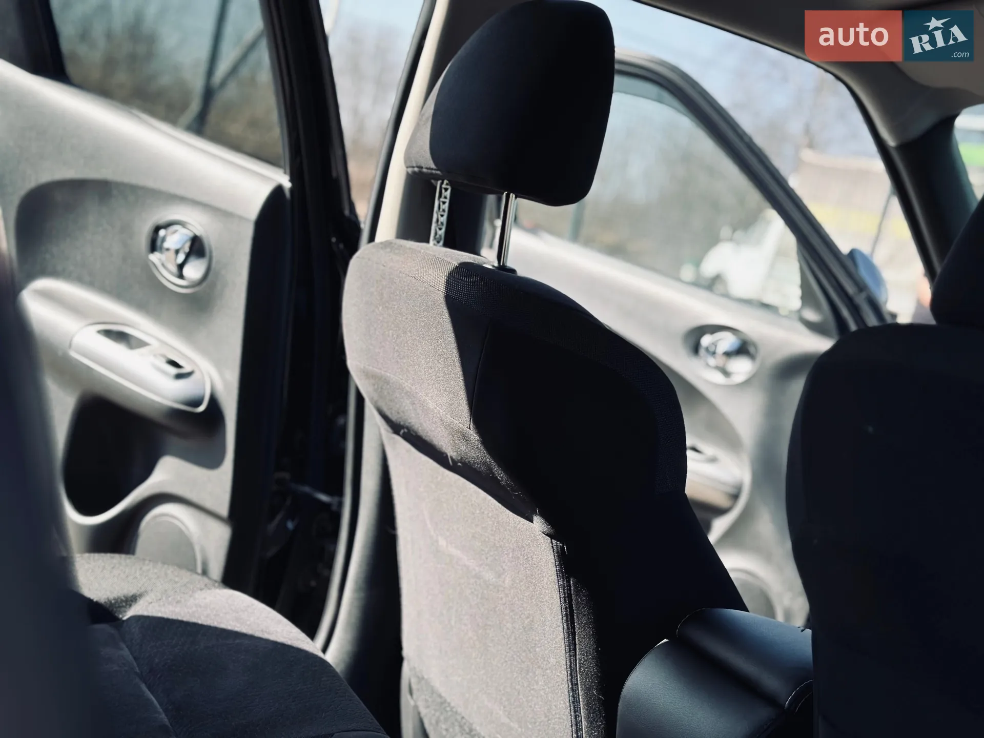 2012 Nissan Juke - мініатюра 14