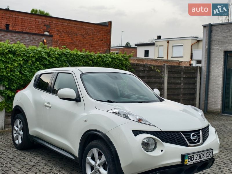 Позашляховик / Кросовер Nissan Juke 2012 в Києві