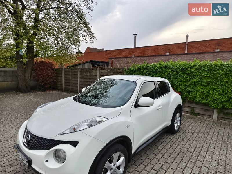 Позашляховик / Кросовер Nissan Juke 2012 в Києві
