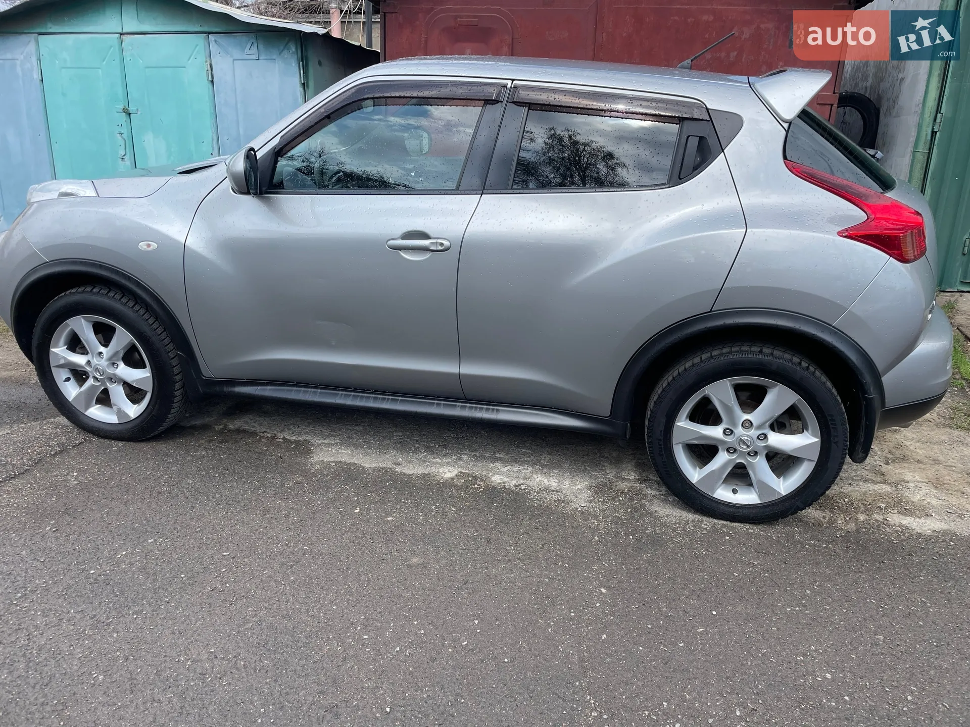 2011 Nissan Juke - мініатюра 2