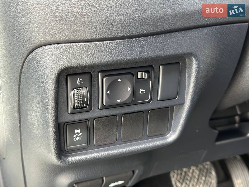 Позашляховик / Кросовер Nissan Juke 2016 в Дніпрі фото 16 Позашляховик / Кросовер Nissan Juke 2016 в Дніпрі