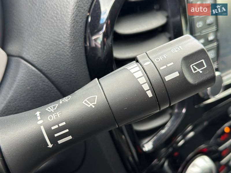 Позашляховик / Кросовер Nissan Juke 2016 в Дніпрі фото 34 Позашляховик / Кросовер Nissan Juke 2016 в Дніпрі