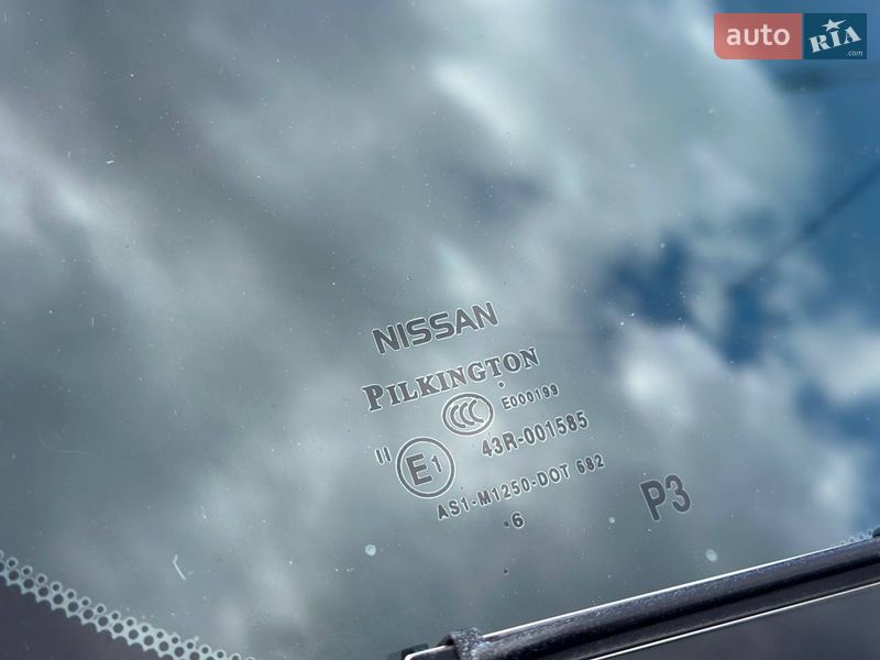 Позашляховик / Кросовер Nissan Juke 2016 в Дніпрі фото 42 Позашляховик / Кросовер Nissan Juke 2016 в Дніпрі