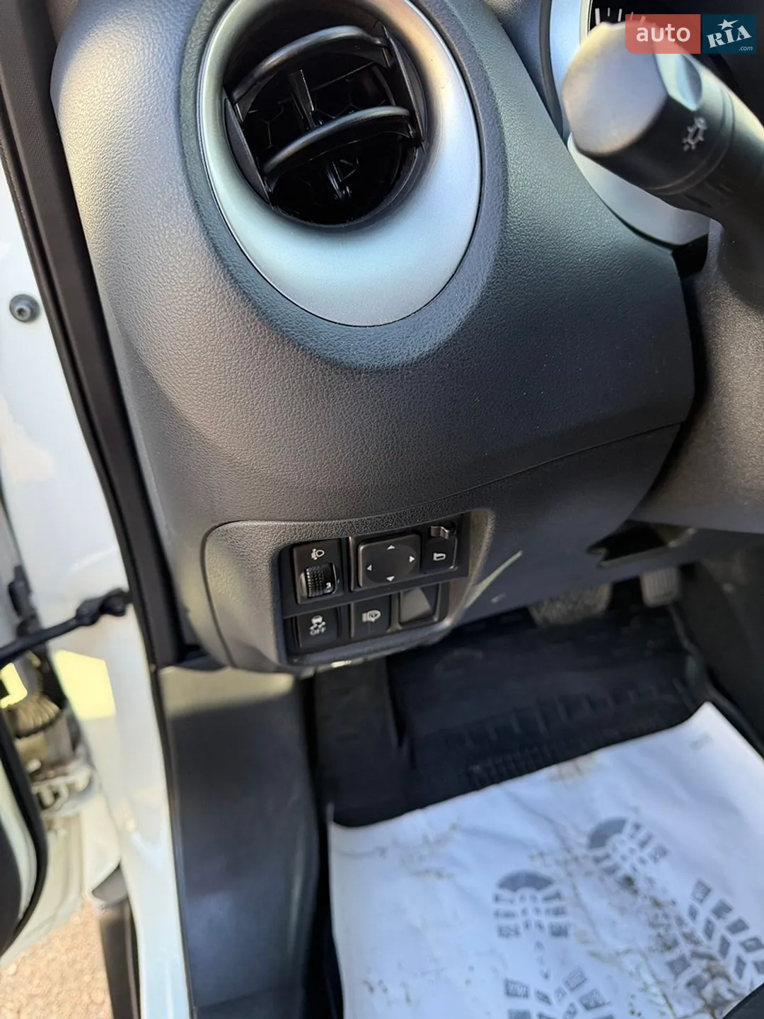 2013 Nissan Juke - мініатюра 12