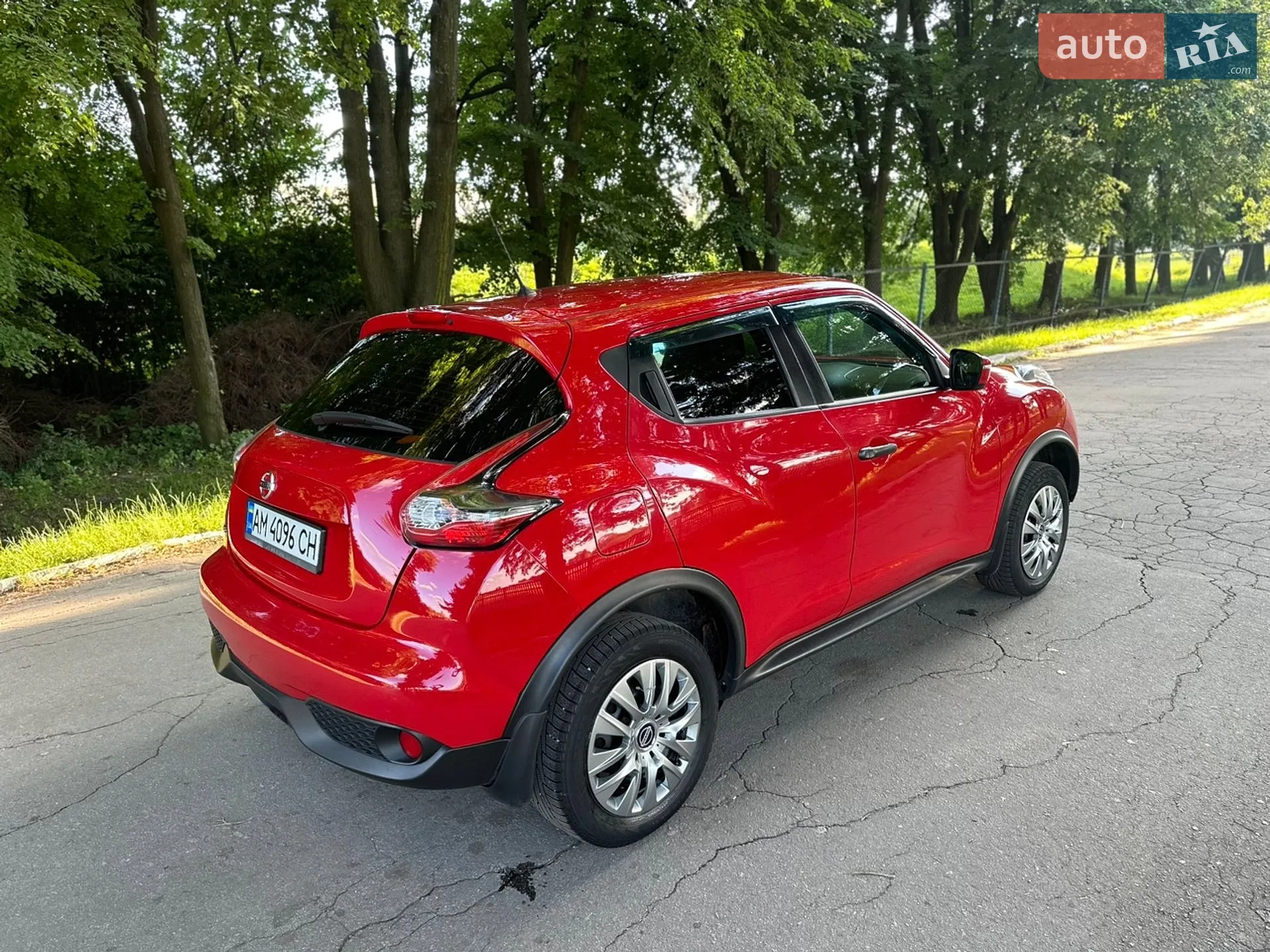 2017 Nissan Juke - мініатюра 16