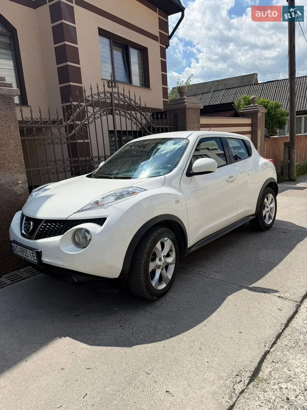 2011 Nissan Juke - мініатюра 2