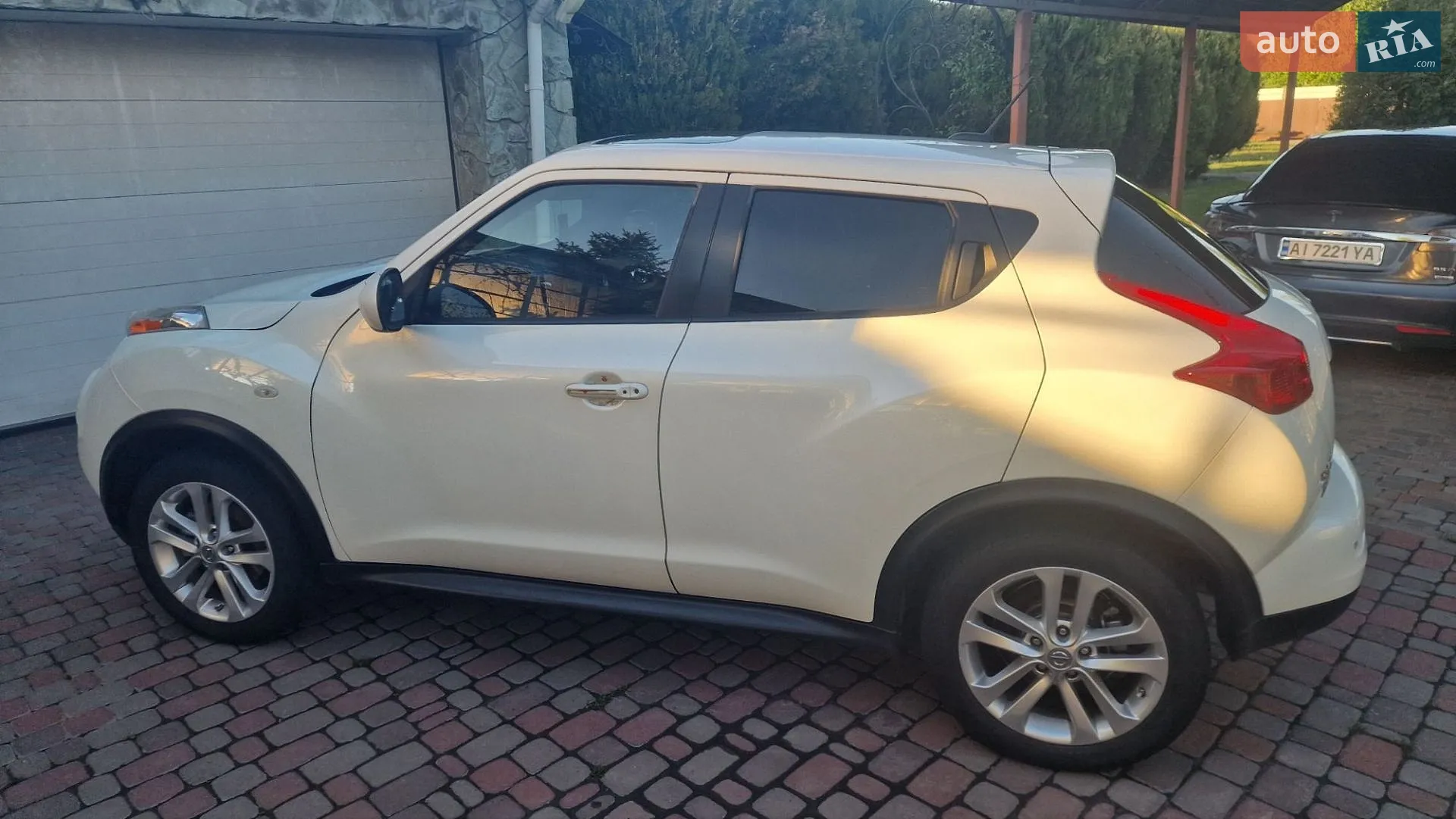 2013 Nissan Juke - мініатюра 2