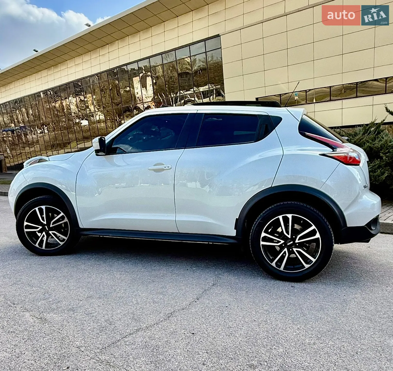 2015 Nissan Juke - мініатюра 13