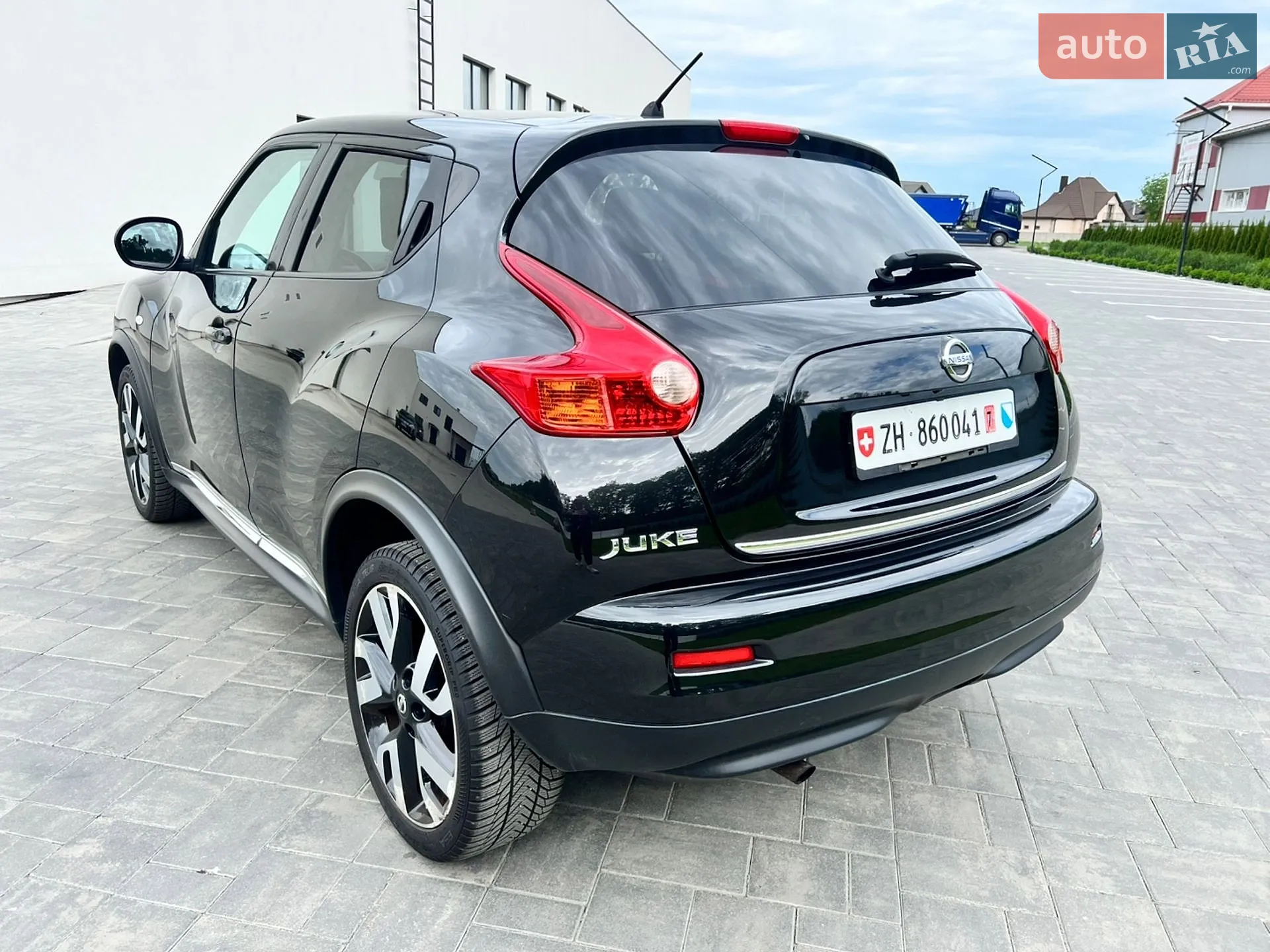 2014 Nissan Juke - мініатюра 4