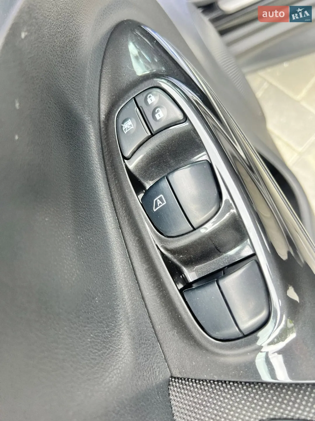 2014 Nissan Juke - мініатюра 19