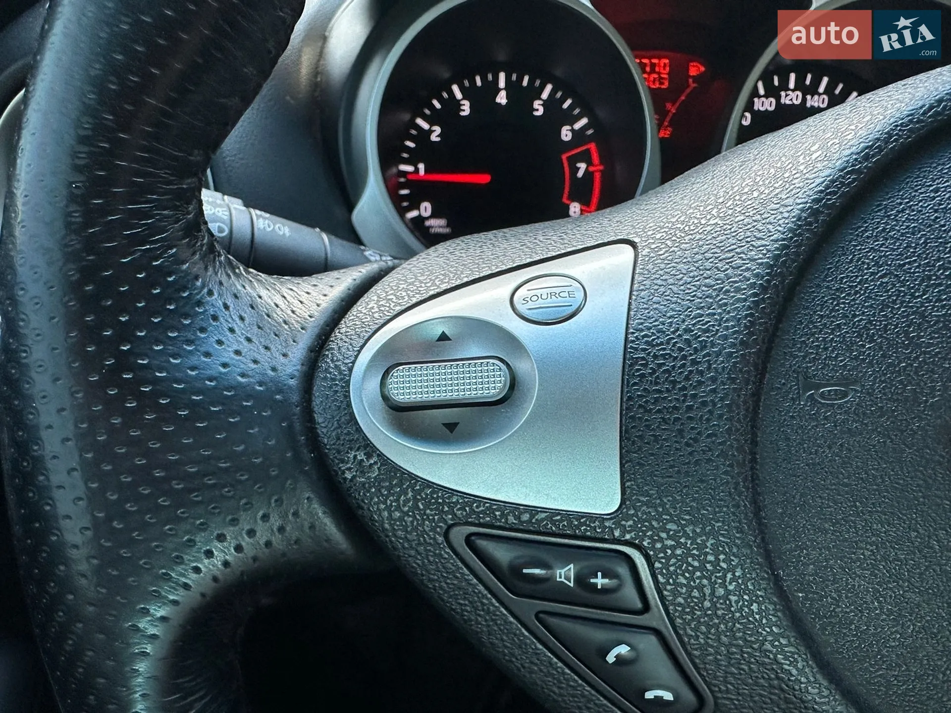 2011 Nissan Juke - мініатюра 18
