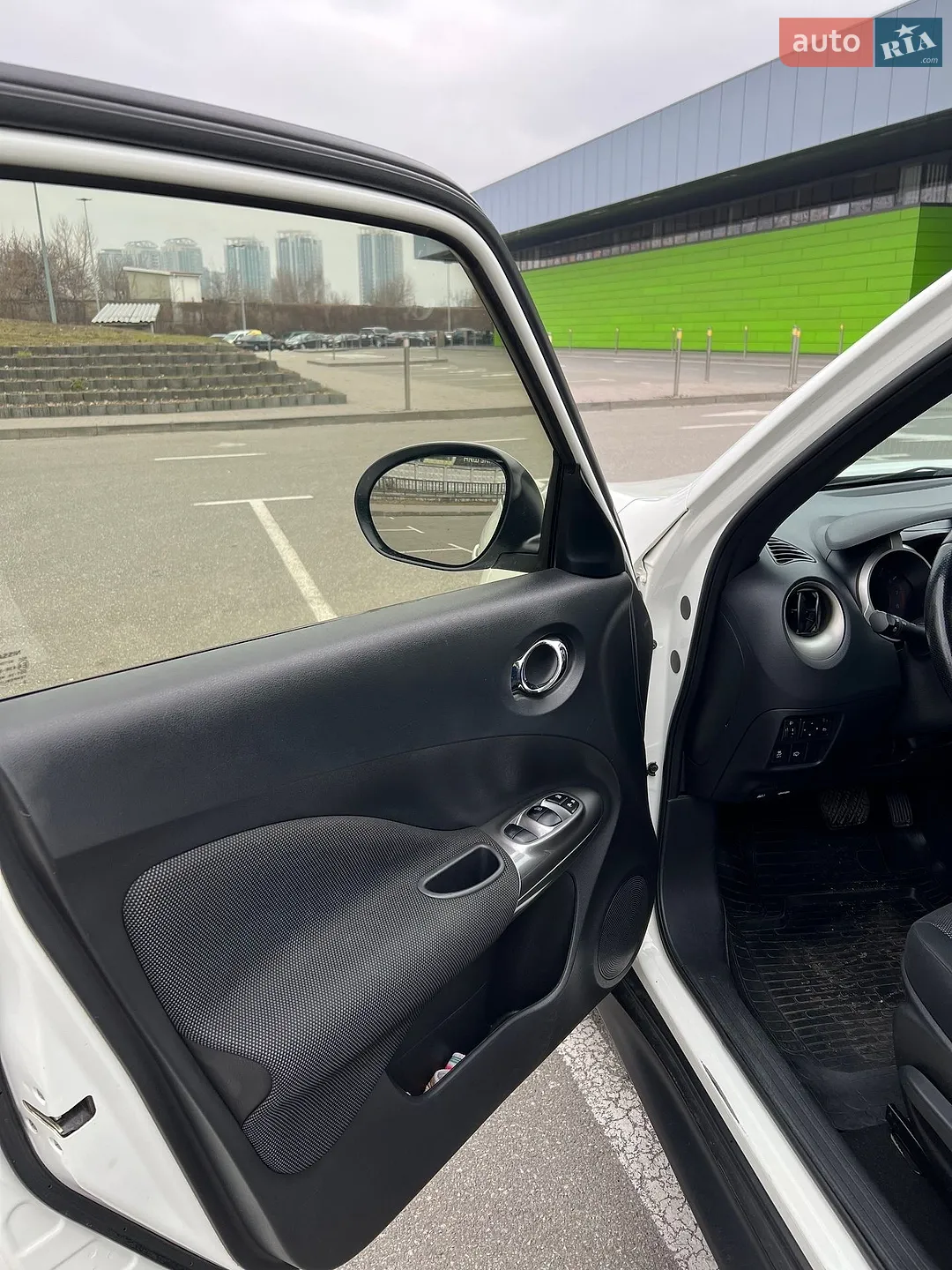 2012 Nissan Juke - мініатюра 16