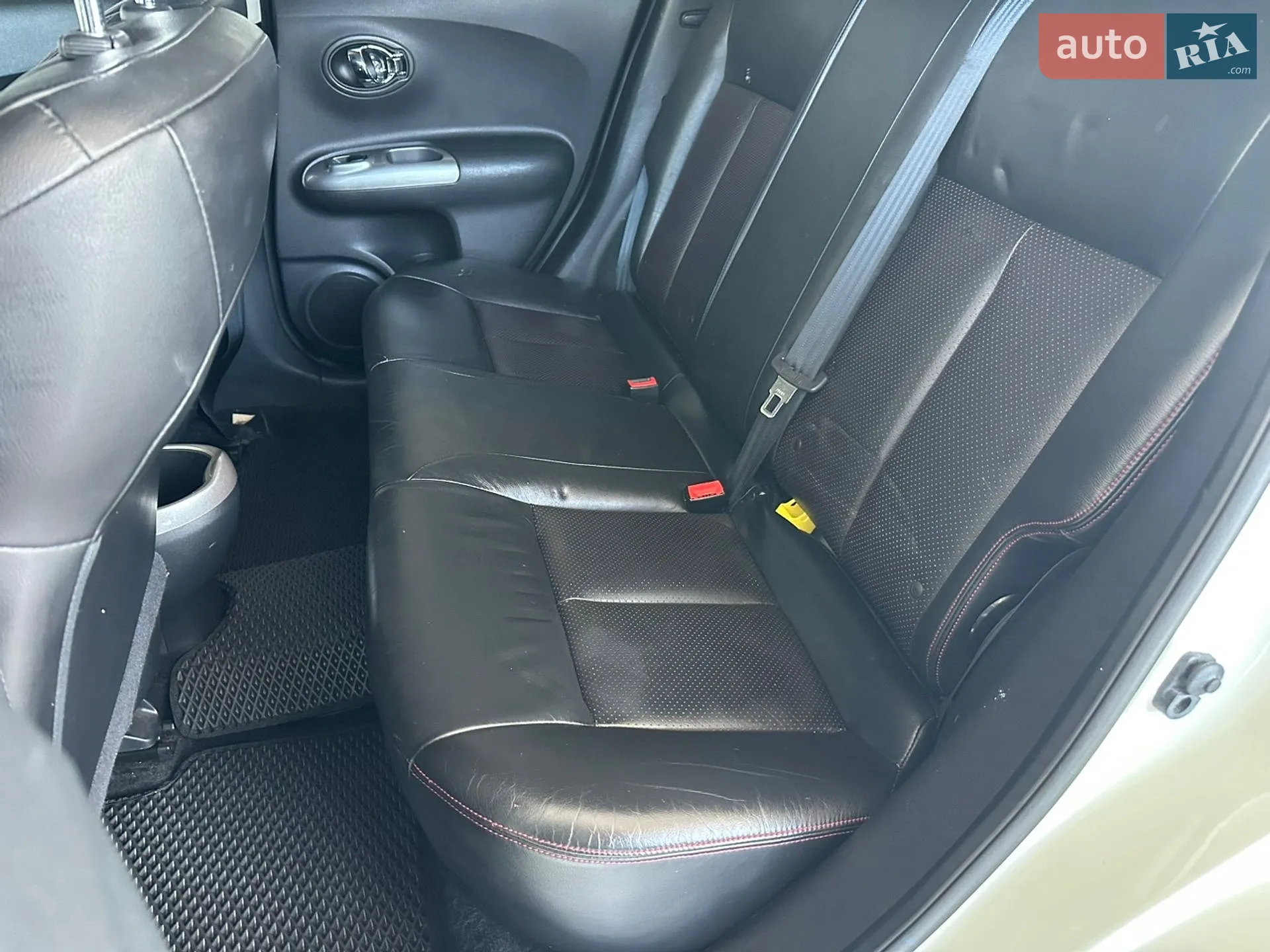 2010 Nissan Juke - мініатюра 18