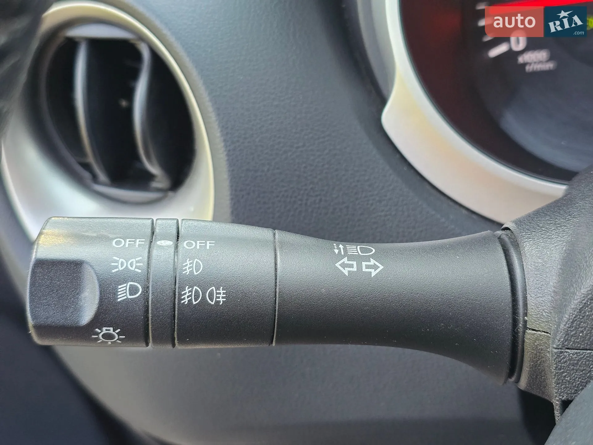 2013 Nissan Juke - мініатюра 21