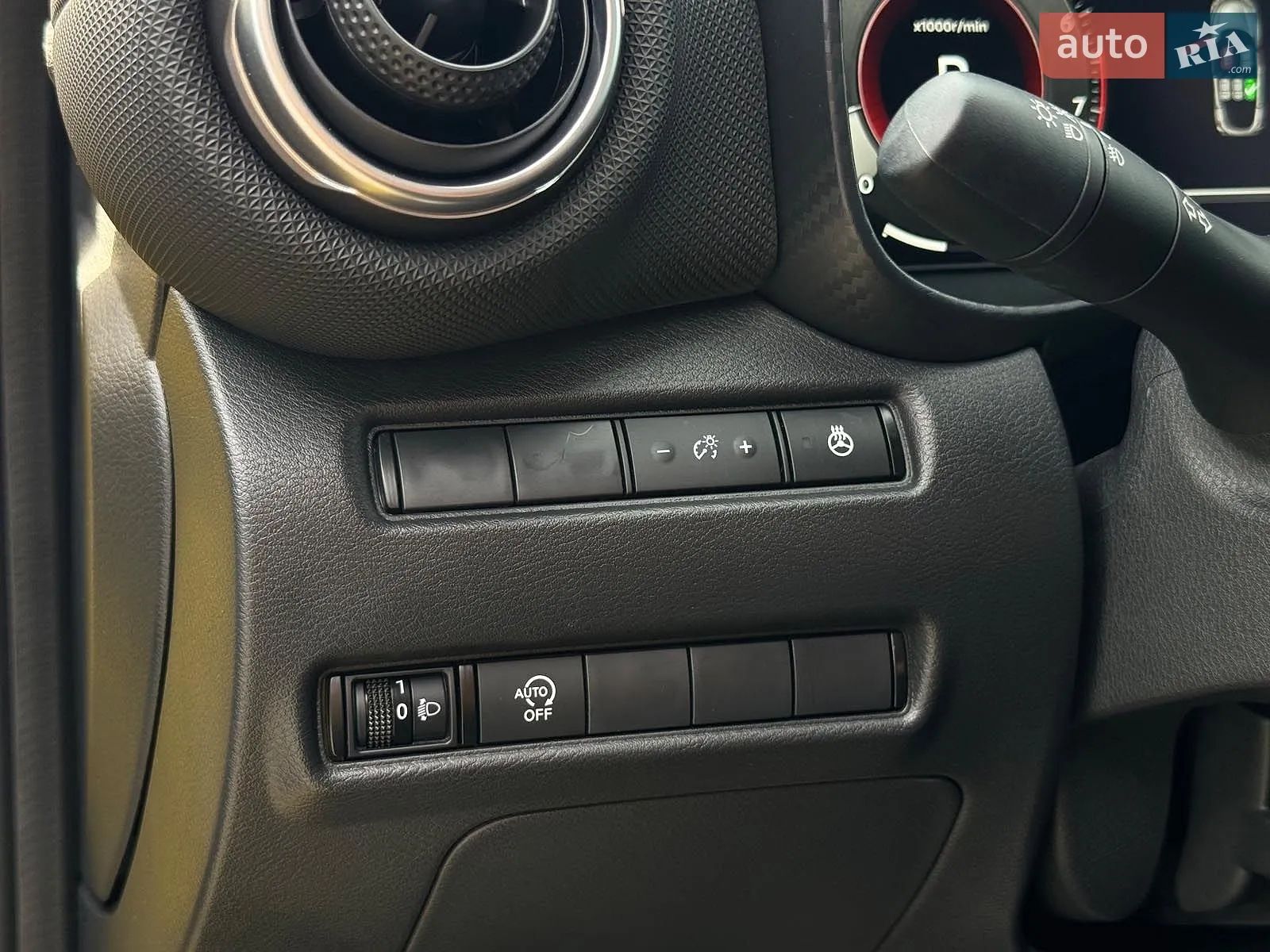 2024 Nissan Juke - мініатюра 31