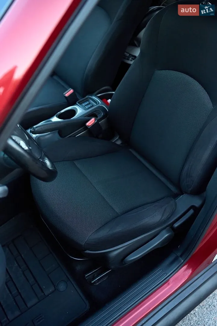 2012 Nissan Juke - мініатюра 21