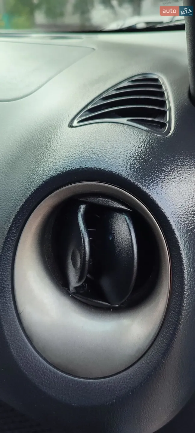 2011 Nissan Juke - мініатюра 70