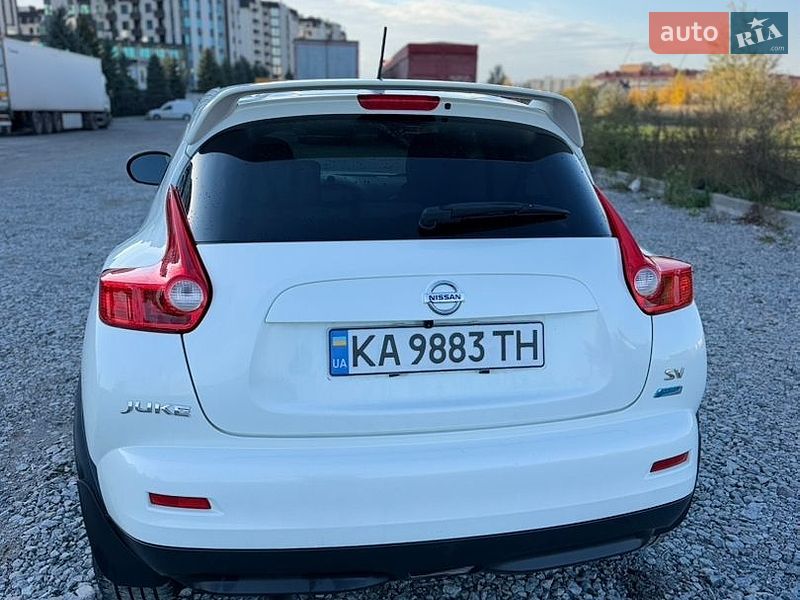 Внедорожник / Кроссовер Nissan Juke 2014 в Софиевской Борщаговке