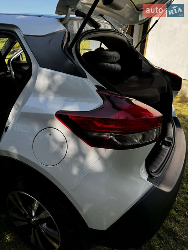 Позашляховик / Кросовер Nissan Kicks 2018 в Львові