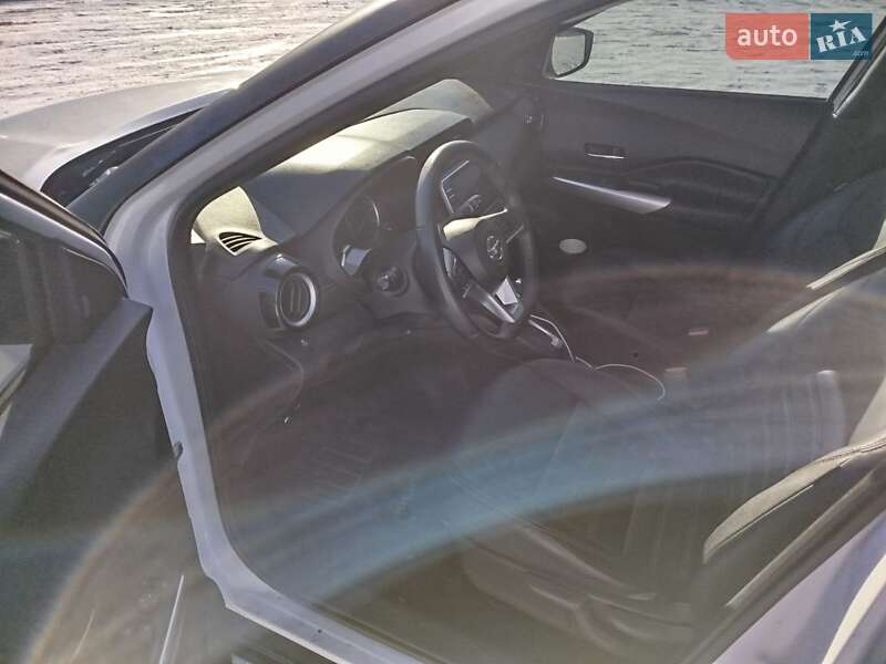 Внедорожник / Кроссовер Nissan Kicks 2019 в Киеве