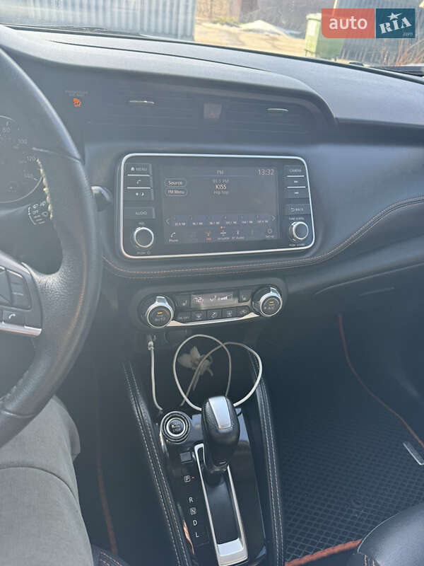 Внедорожник / Кроссовер Nissan Kicks 2020 в Львове