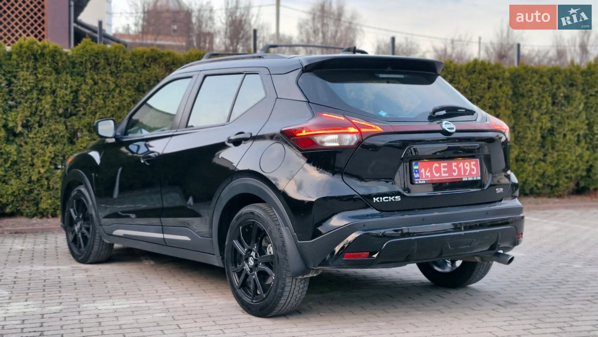 2021 Nissan Kicks - мініатюра 12