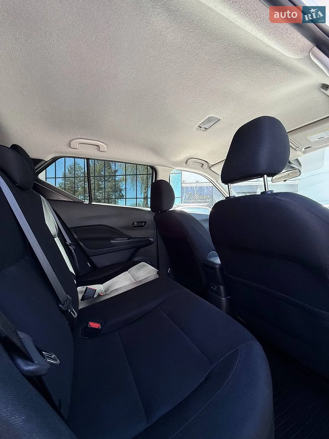 2023 Nissan Kicks - мініатюра 8