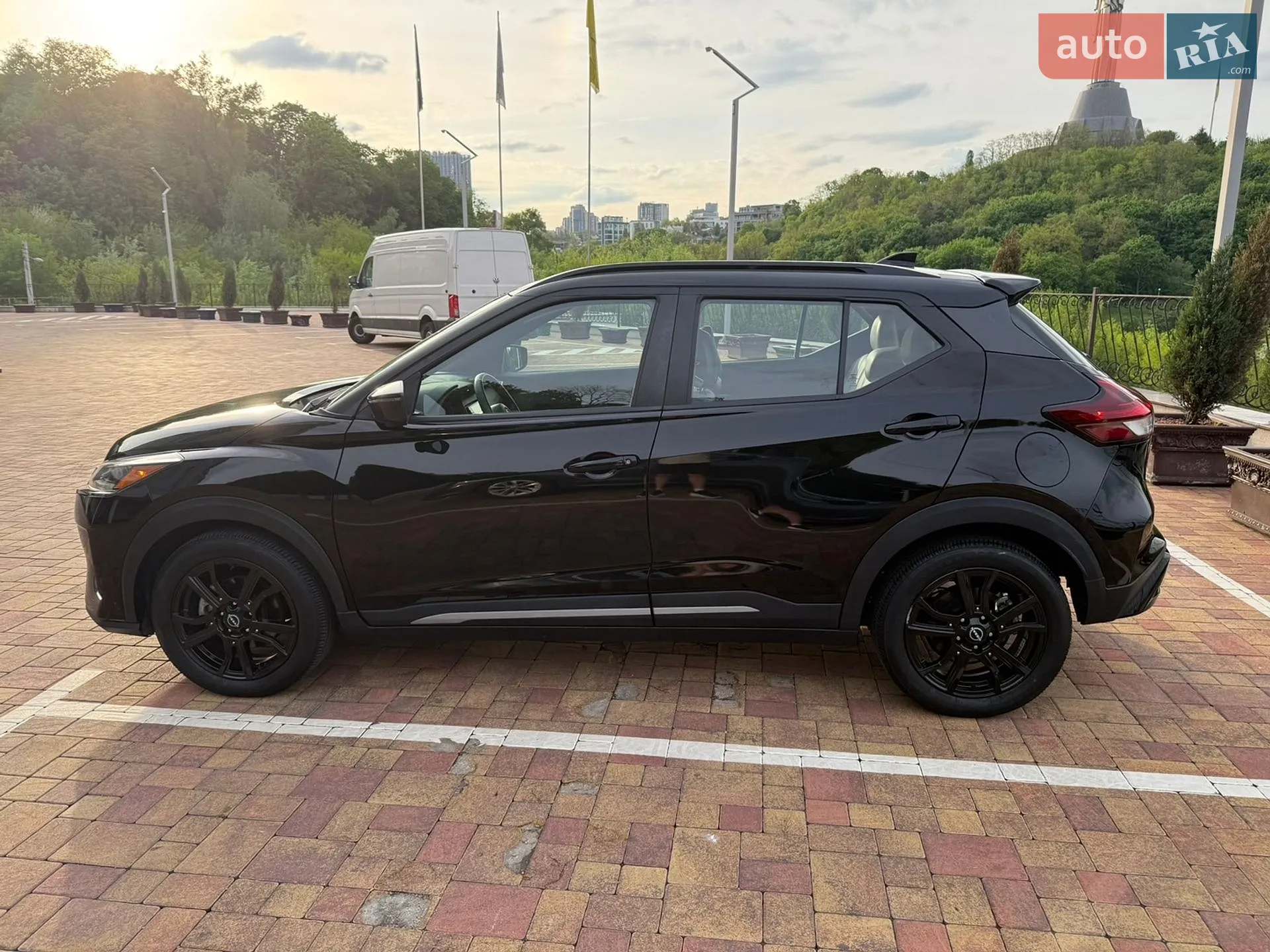 2022 Nissan Kicks - мініатюра 8