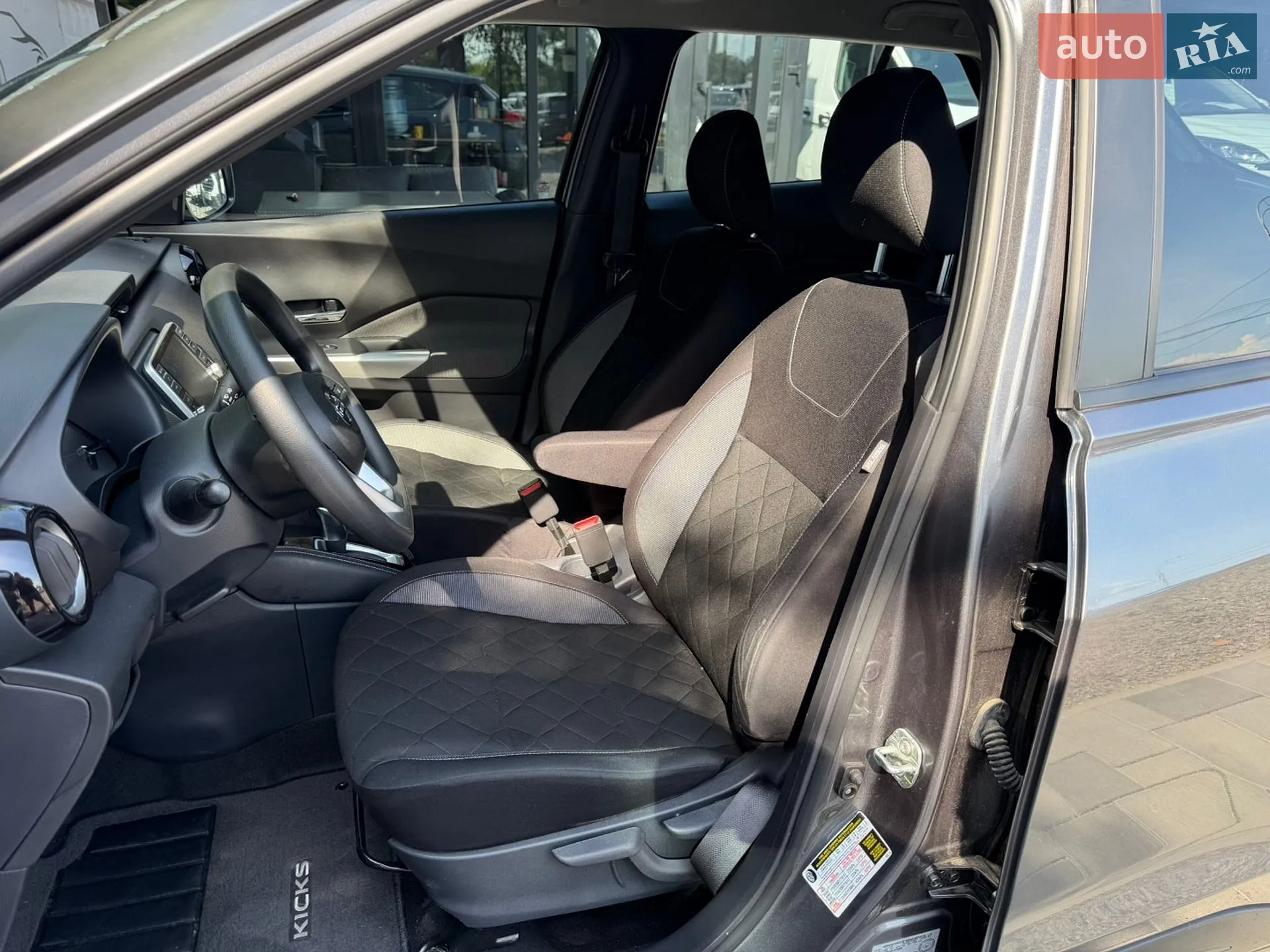 2020 Nissan Kicks - мініатюра 13