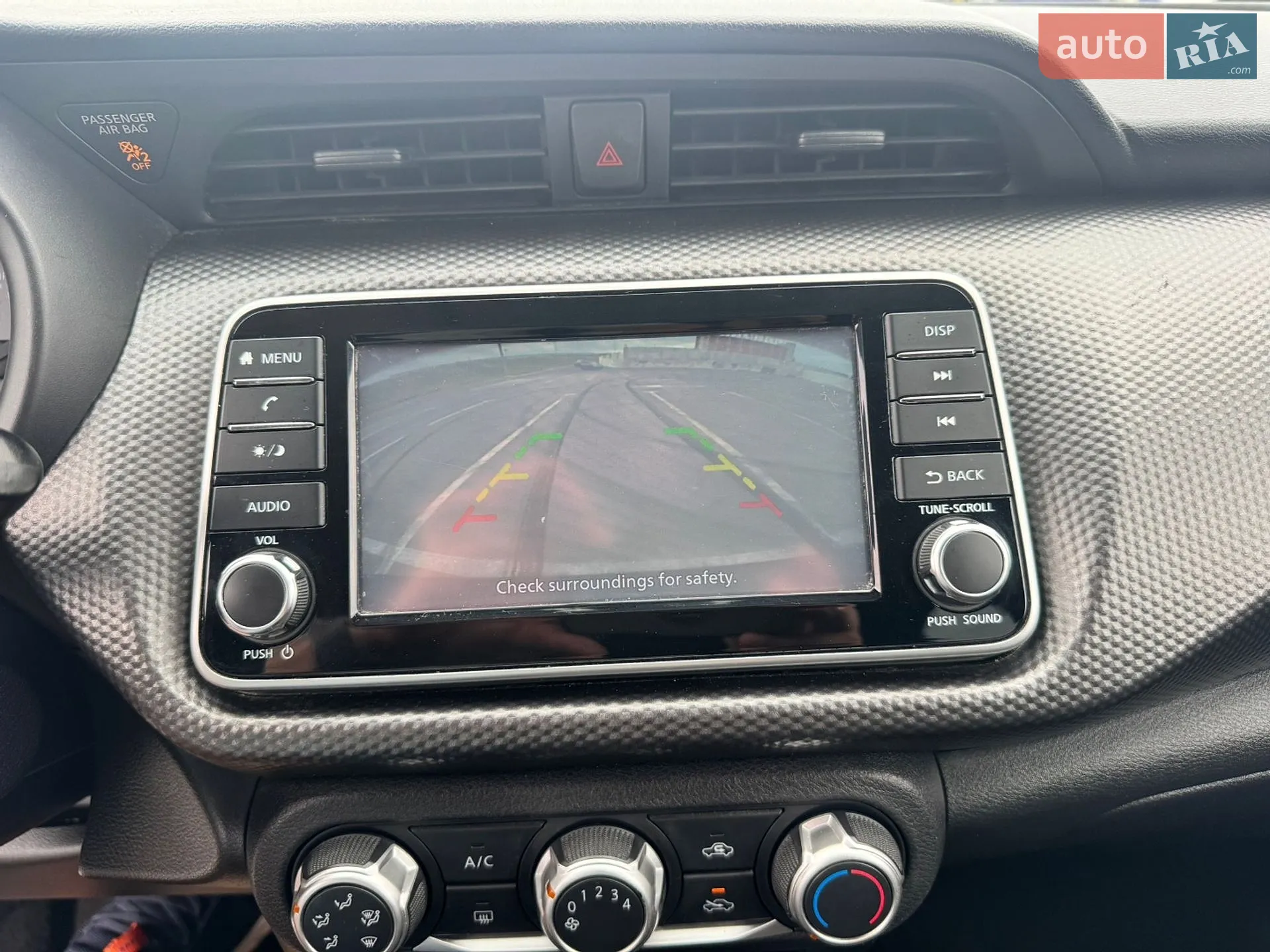 2019 Nissan Kicks - мініатюра 15