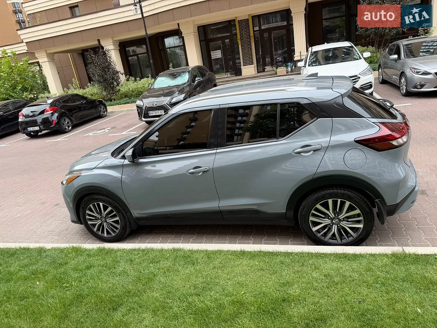 2021 Nissan Kicks - мініатюра 19