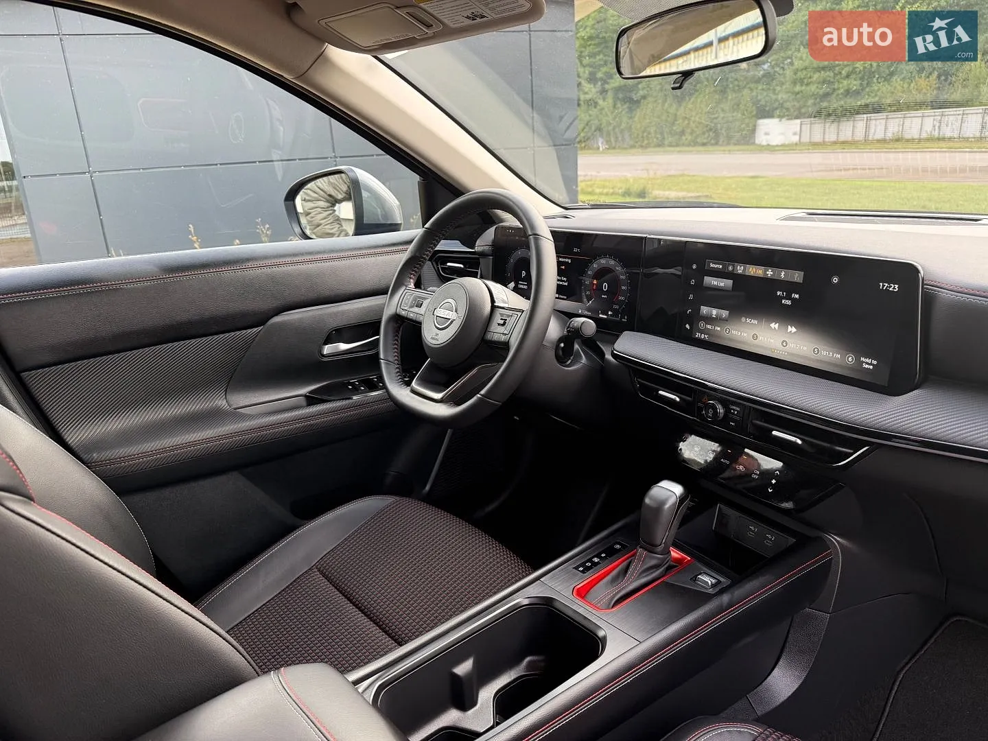 2025 Nissan Kicks - мініатюра 35