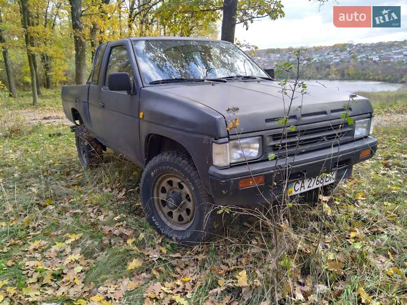 Пікап Nissan King Cab 1991 в Умані фото 2 Пікап Nissan King Cab 1991 в Умані
