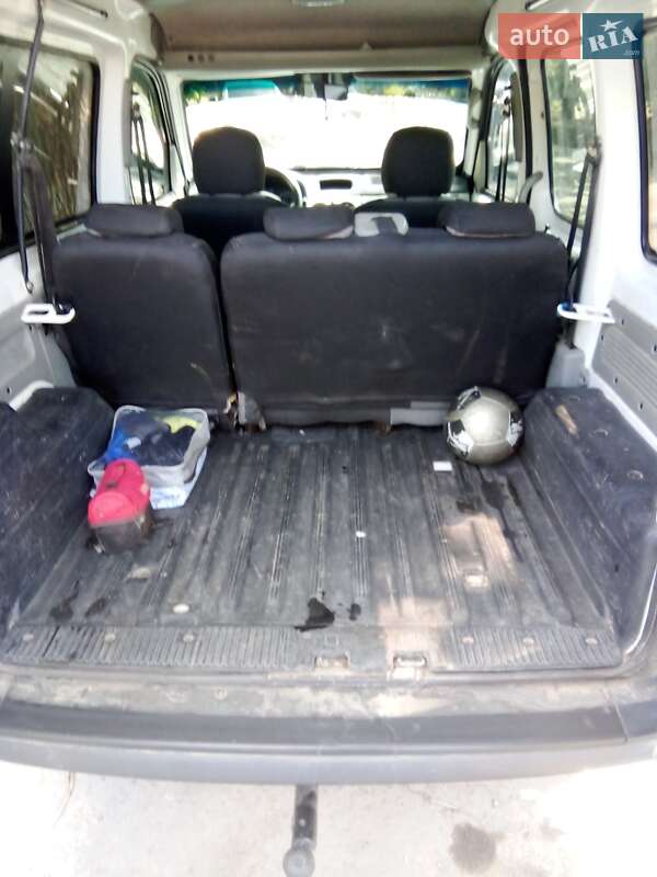 Мінівен Nissan Kubistar 2004 в Березнегуватому