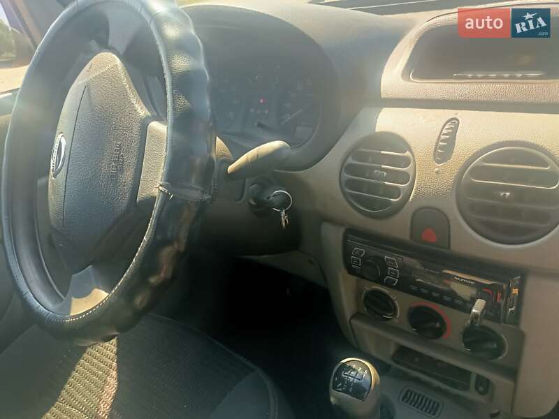 Минивэн Nissan Kubistar 2005 в Запорожье