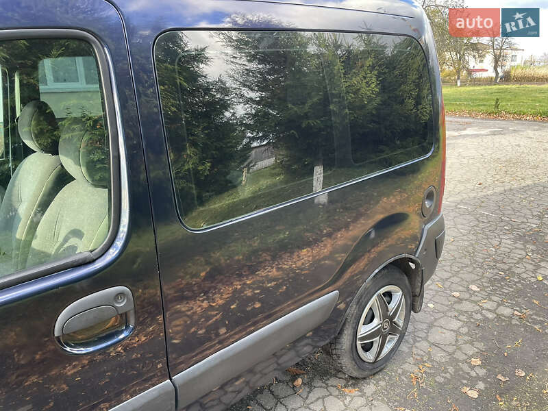 Минивэн Nissan Kubistar 2003 в Остроге фото 11 Минивэн Nissan Kubistar 2003 в Остроге