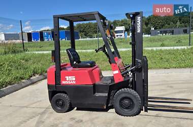 Вилочний навантажувач Nissan  L01A15W 1996 в Пустомитах