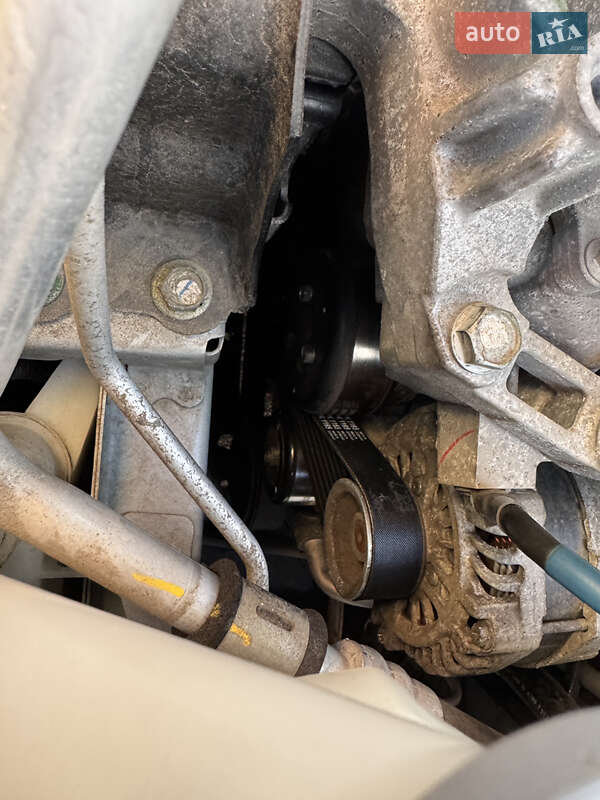 Седан Nissan Latio 2012 в Киеве