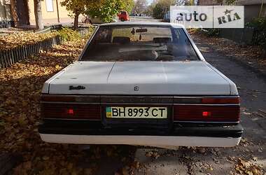Седан Nissan Laurel 1985 в Одессе