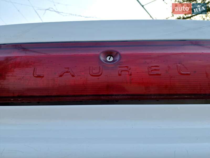 Седан Nissan Laurel 1994 в Одессе