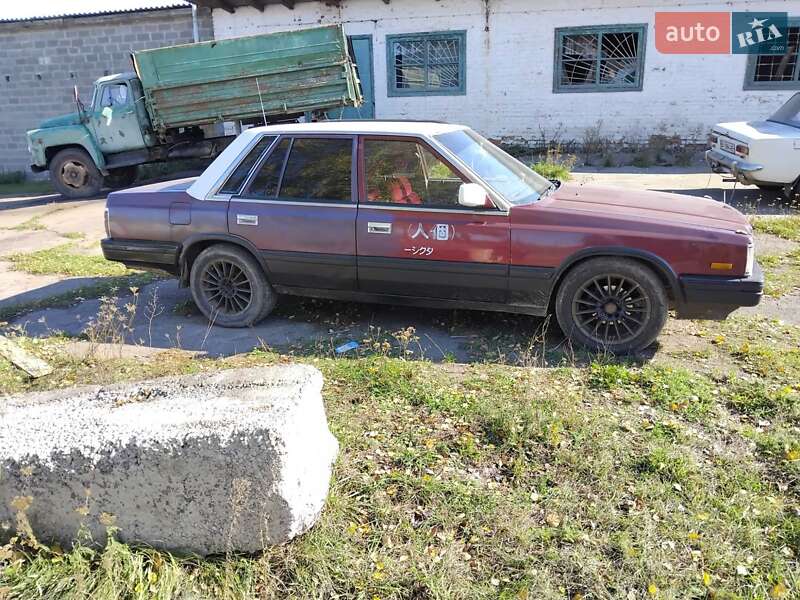 Nissan Laurel 1986