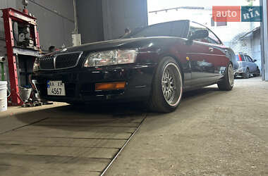 Седан Nissan Laurel 2001 в Києві