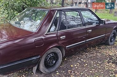 Седан Nissan Laurel 1984 в Харькове