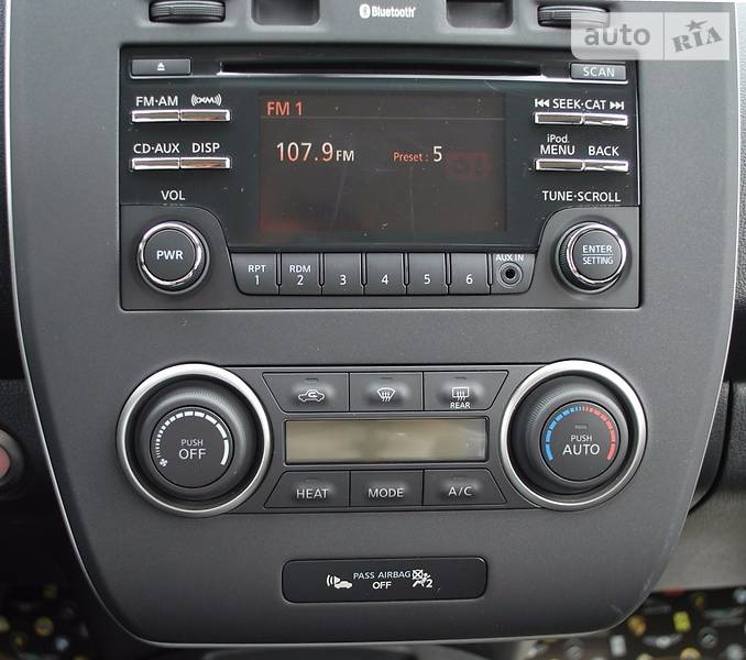 Хэтчбек Nissan Leaf 2013 в Одессе