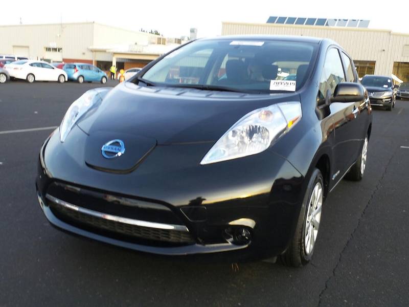 Хэтчбек Nissan Leaf 2014 в Харькове