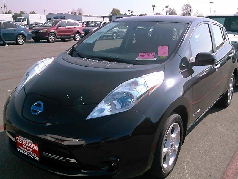 Хэтчбек Nissan Leaf 2013 в Одессе