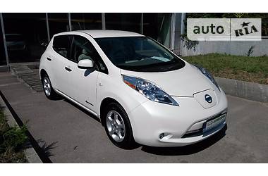 Хэтчбек Nissan Leaf 2013 в Одессе