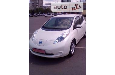 Хэтчбек Nissan Leaf 2013 в Николаеве