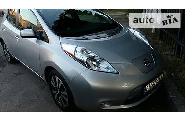 Хэтчбек Nissan Leaf 2015 в Одессе